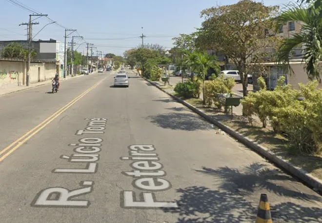 Os agentes foram acionadas às 17h49 para atender a uma ocorrência de disparo de arma de fogo na altura do número 151