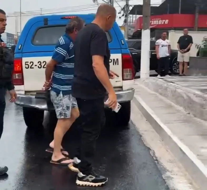 Confrontado com as imagens, o homem tentou justificar a ação alegando ser dependente químico