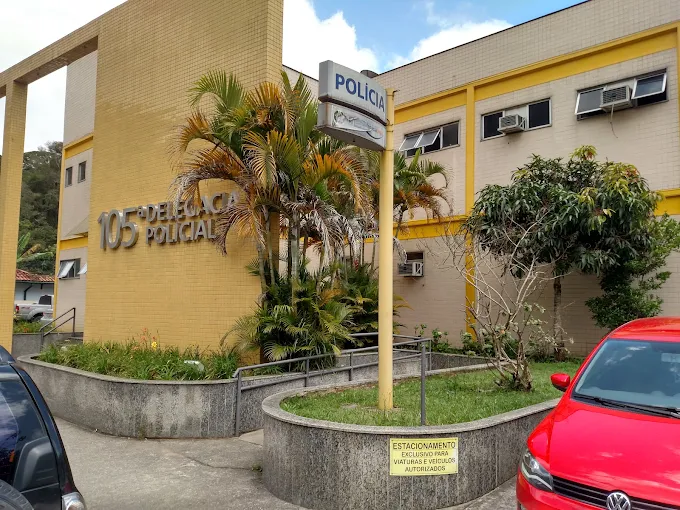 Ele foi encaminhado para a 105ª DP (Petrópolis)