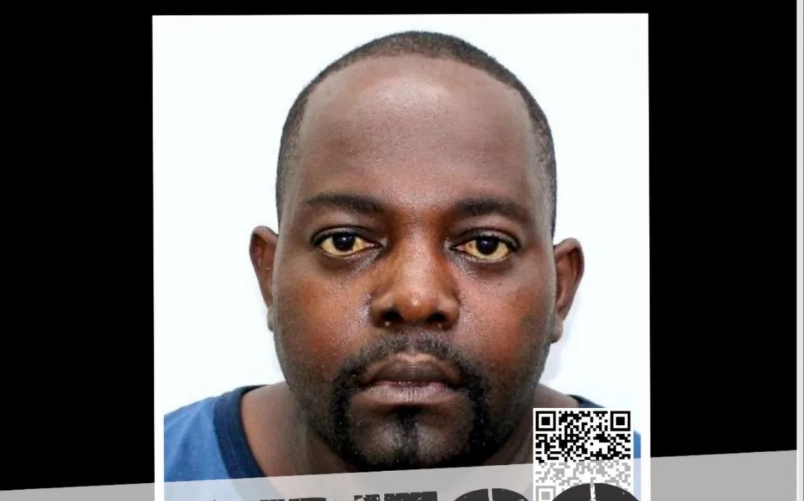 Ele já tinha anotações anteriores por maus tratos, violência doméstica, estupro, ameaça, crime continuado e por dirigir embriagado