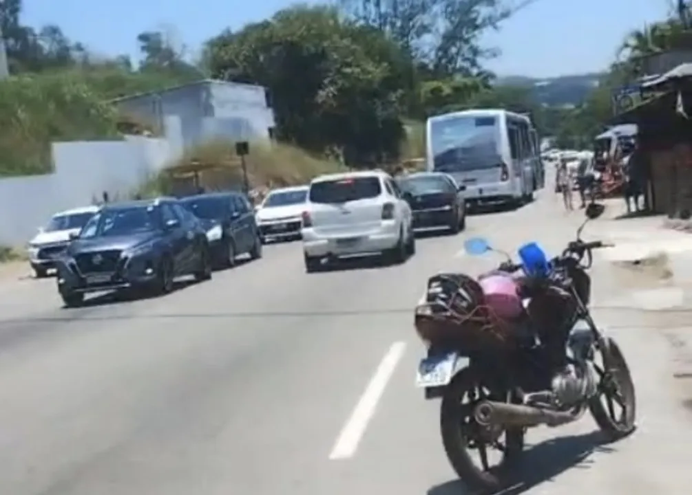 Acidente aconteceu no bairro Maria Paula
