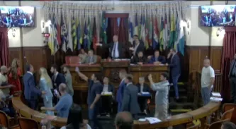 A sessão da Câmara de Vereadores de Niterói foi encerrada por falta de condições para continuar