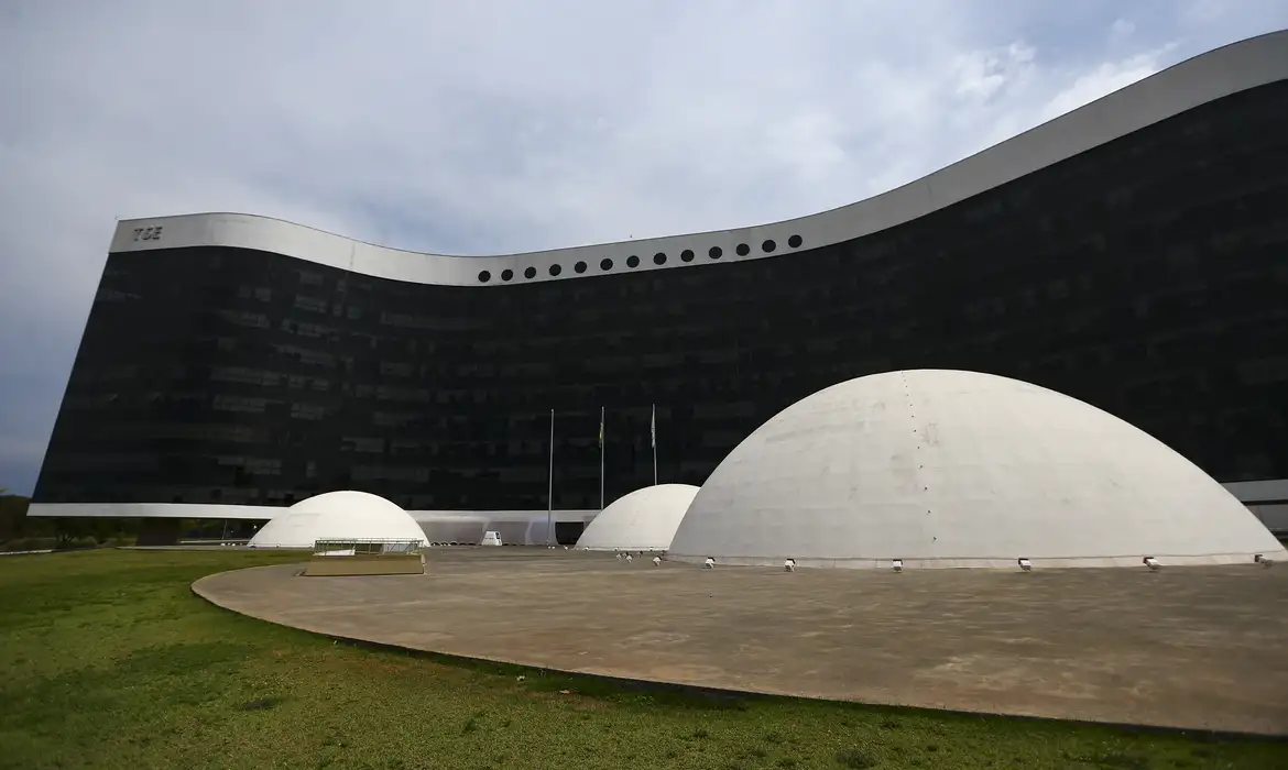 Especialistas alertam para uso de IA durante eleições