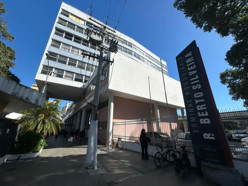 O terminal rodoviário Roberto Silveira, em Niterói, entrou para a lista de imóveis que o Governo do Rio pretende vender