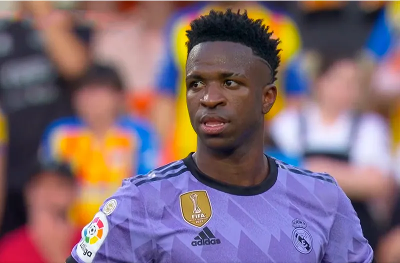 Jornal espanhol afirma que Vinicius Júnior pode deixar o Real Madrid já na próxima janela de transferência