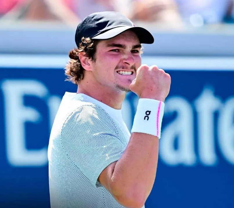 João Fonseca vence partida e chega as semifinais do ATP 500