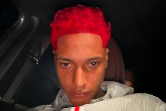 Oruam é acusado de homicídio qualificado praticado contra o delegado Moyses Santana Gomes e o oficial Alexandre Alves Ferraz, ambos da Polícia Civil do Rio de Janeiro