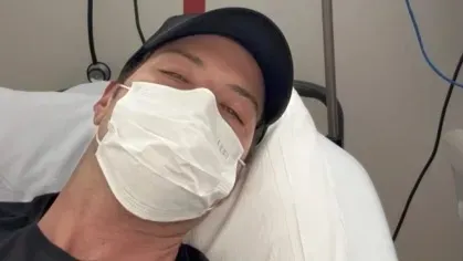 O ator ingeriu gasolina por acidente ao trocar o líquido da motocicleta para o carro