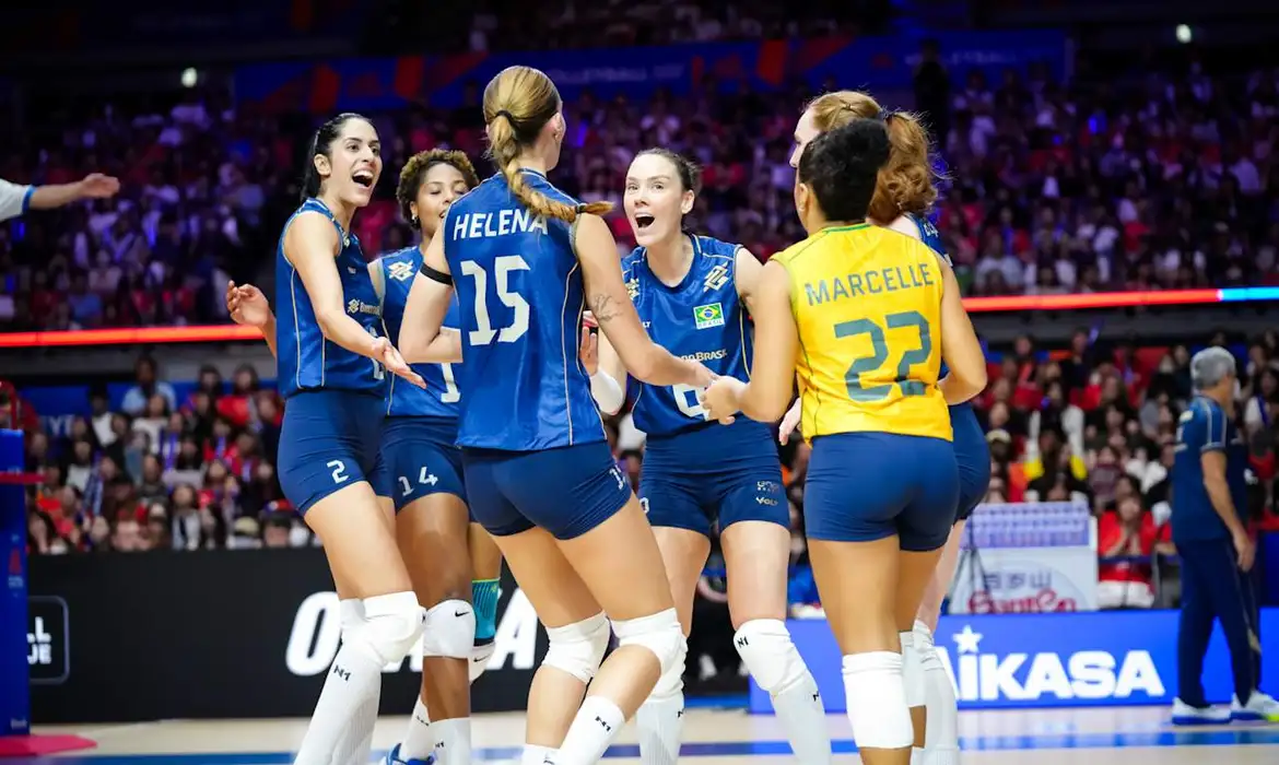 A seleção busca o título inédito no torneio