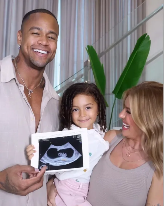 O casal já é pai de Liz, de 4 anos