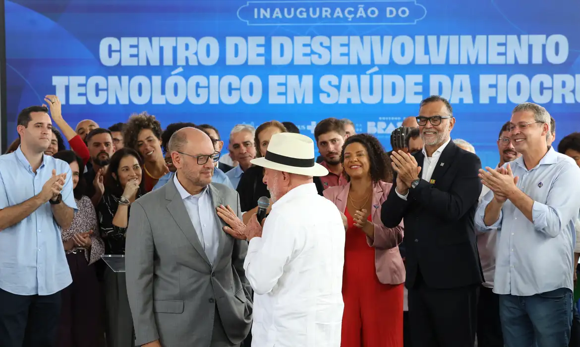 O presidente destacou a importância da Fiocruz para o desenvolvimento científico do país