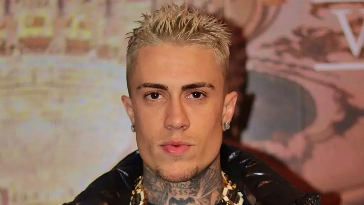 Cantor alega que vídeo publicado no Instagram contém declarações pejorativas e discriminatórias, e pede indenização de R$ 70 mil, além da remoção do conteúdo das redes sociais