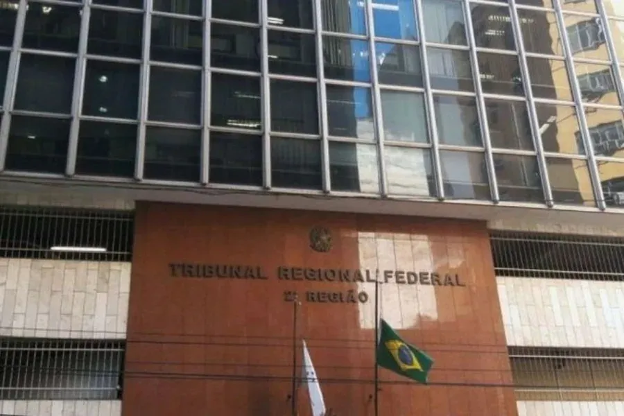 Tribunal decidiu que a militar irá ganhar uma indenização de R$ 30 mil por episódios de constrangimento e violação à identidade de gênero