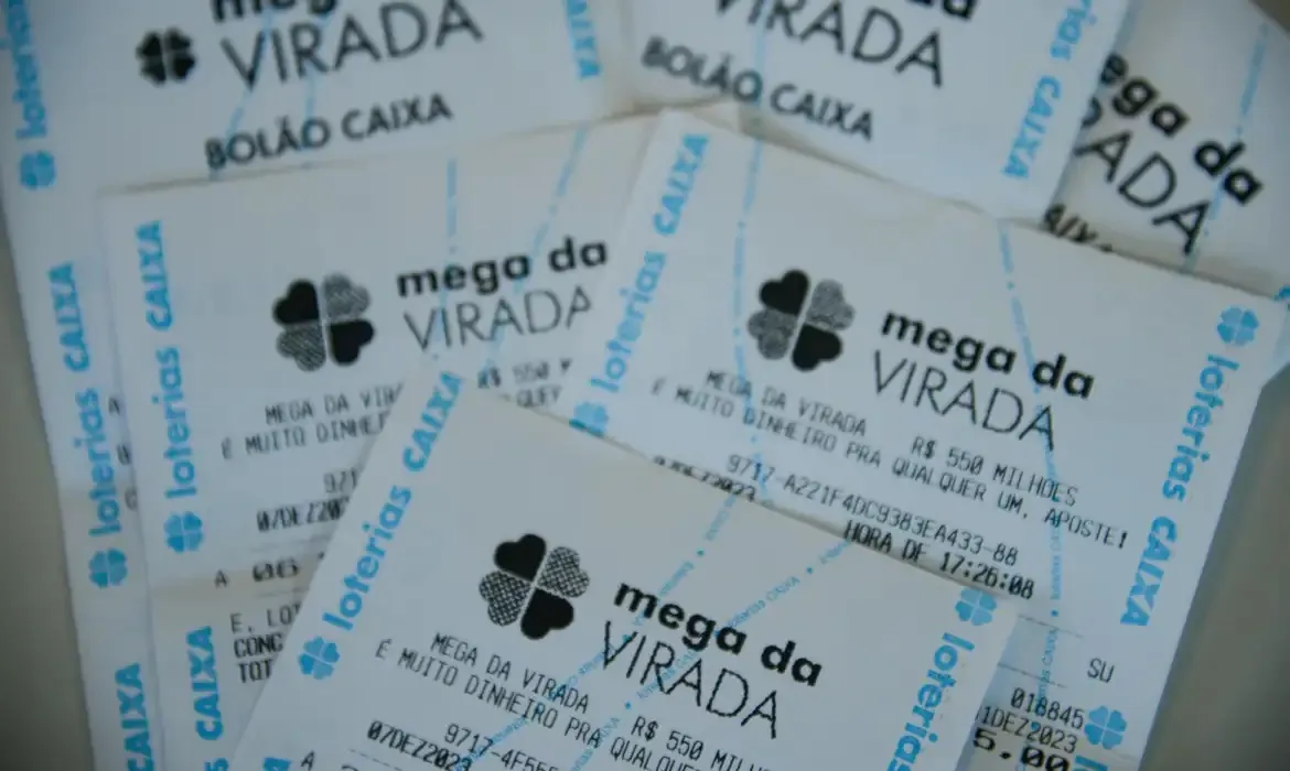 Desde a sua primeira edição, em 2009, a Mega da Virada já premiou 130 apostas que acertaram as seis dezenas