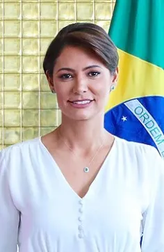 Michele Bolsonsaro cancelou a agenda e iniciou os preparativos para retornar a Brasília