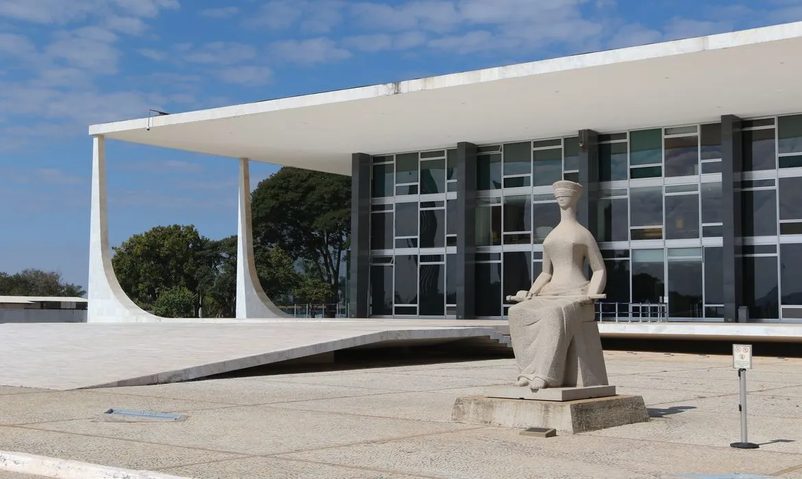 Os processos que teriam início ou seriam encerrados no período de recesso ficam automaticamente prorrogados para o dia 3 de agosto, quando as atividades serão retomadas