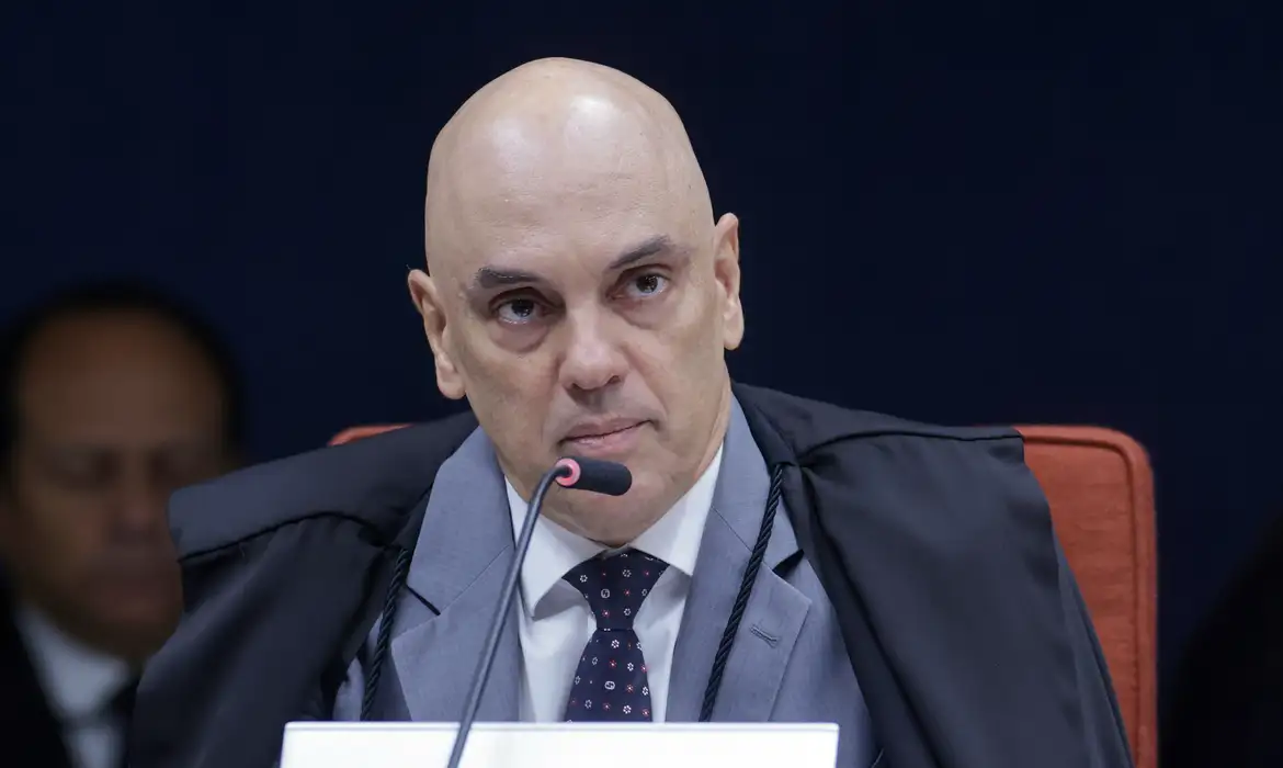 Pelo voto de Moraes, dois dos réus devem responder por crimes mais leves, o coronel Márcio Nunes de Resende Júnior e o tenente-coronel Ronald Ferreira de Araújo Júnior