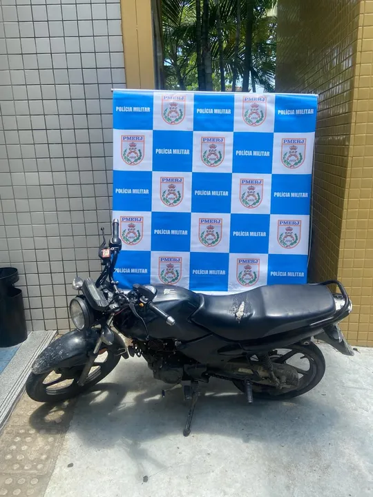 O veículo ficou apreendido para perícia, enquanto o caso segue em investigação