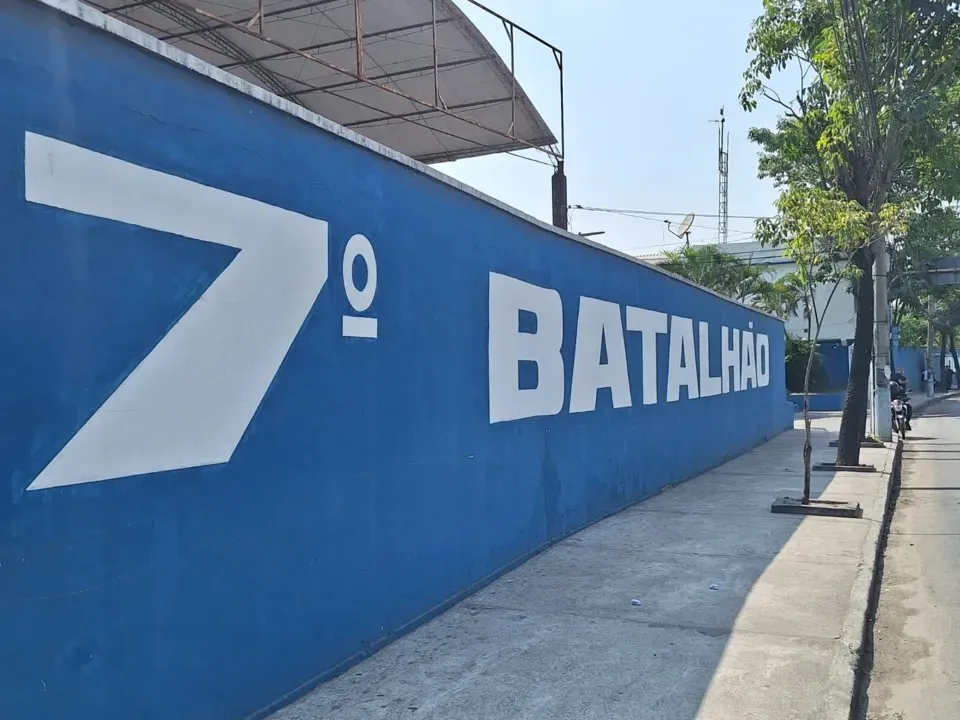 Policial Militar é atropelado durante blitz e tem a perna quebrada