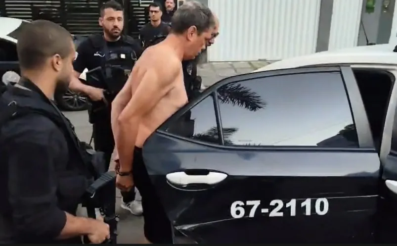 A prisão aconteceu na residência do detido