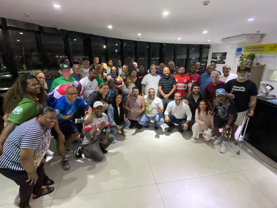 Evento aconteceu no Caminho Niemeyer, no Centro da cidade, e mobilizou o mundo do samba