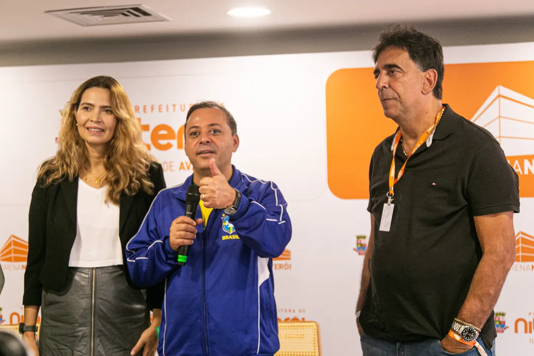 Rodrigo Neves fez a inauguração, em evento que contou com a presença de outras autoridades municipais, como o secretário de Esporte e Lazer, Luiz Carlos Gallo.