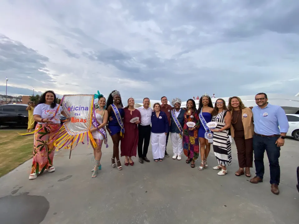 A cerimônia na tarde desta segunda-feira (19/1), lotou o auditório do Caminho Niemeyer, onde acontecerão os Desfiles das agremiações niteroienses