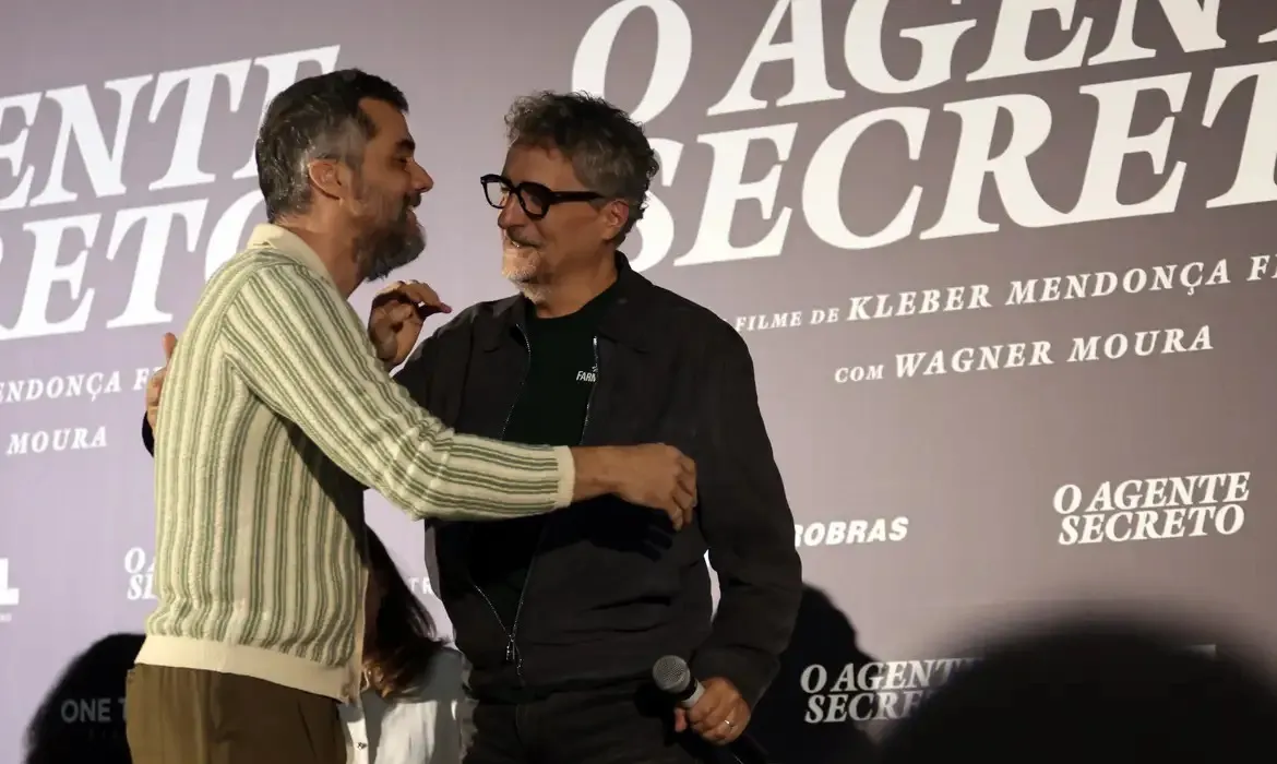 A entrega do prêmio acontece no dia 26 de fevereiro, em Paris