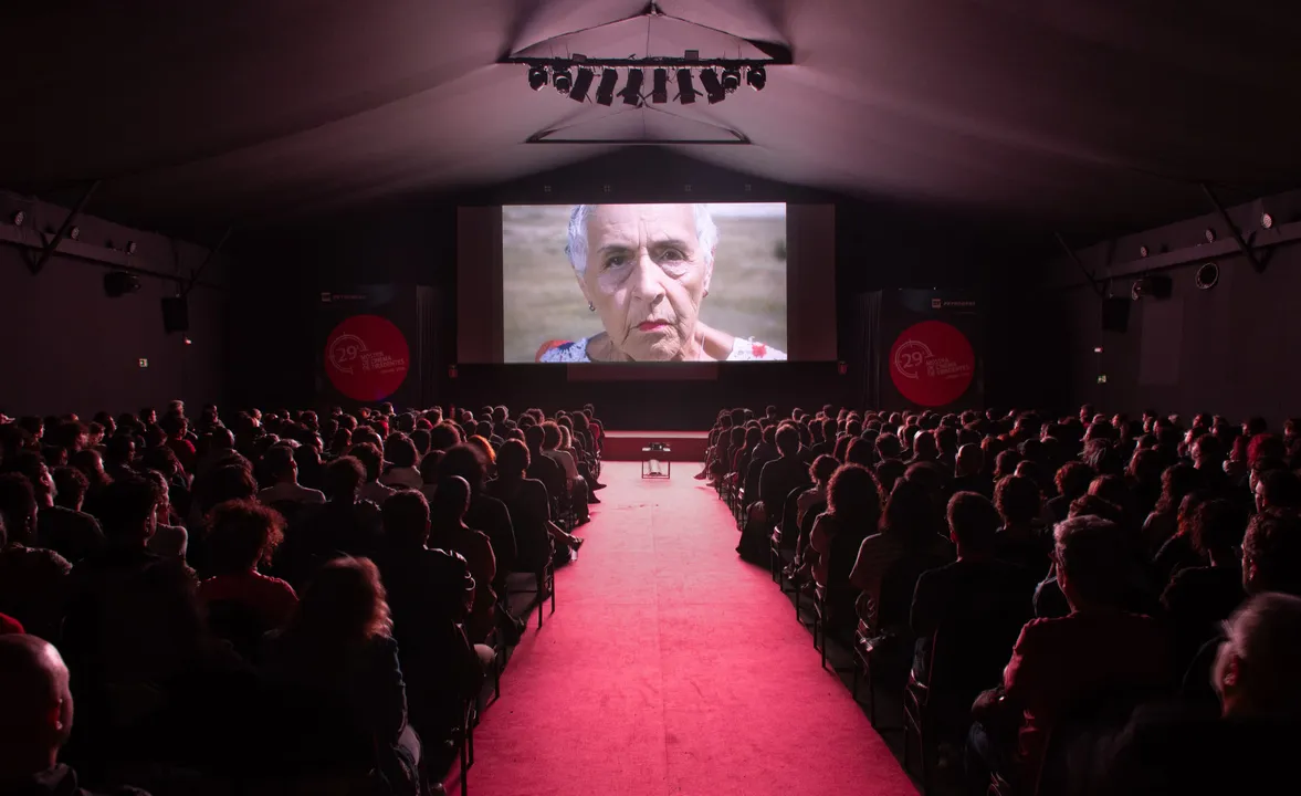 O São Gonçalo ouviu moradores e turistas na cidade sobre o grande evento