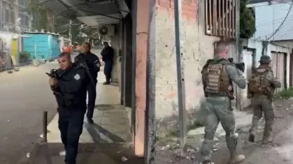 A ação conta com apoio do Bope e outras forças de segurança