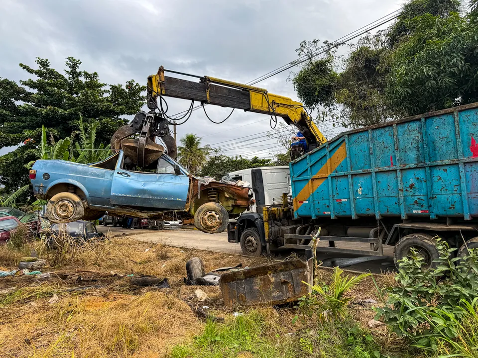 Criada em 2023, a força-tarefa fiscaliza o comércio de sucatas e peças automotivas