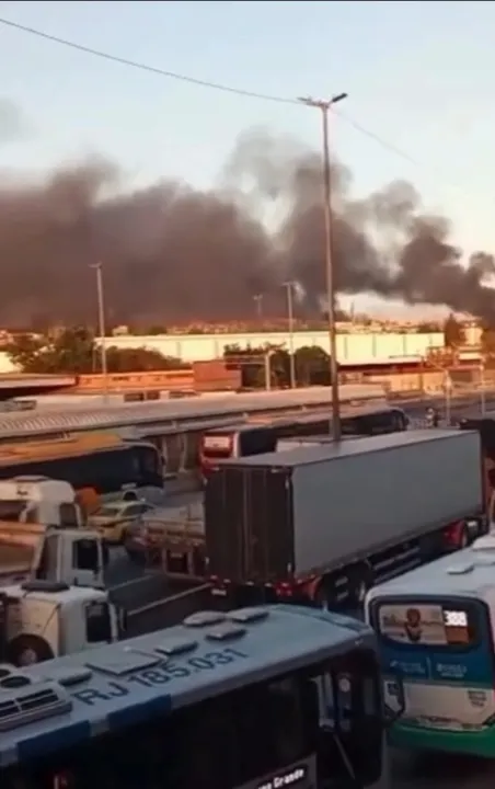 Fechamento ocorreu nos dois sentidos
