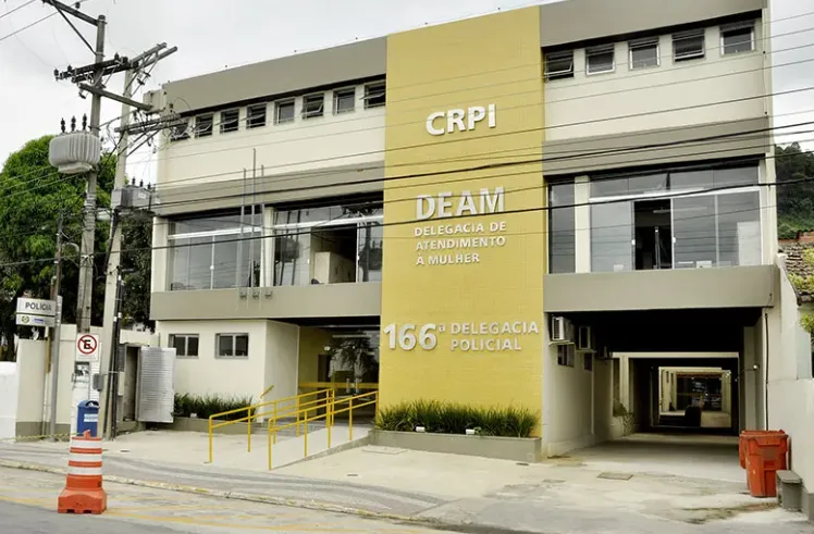 Policiais civis da 166ª DP (Angra dos Reis)