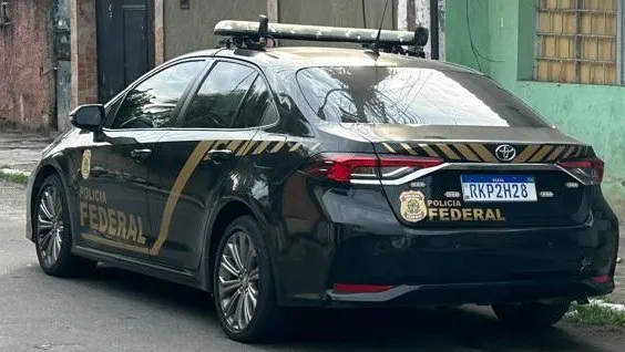 As investigações tiveram início a partir de notícia encaminhada à Polícia Federal