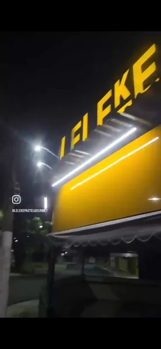 A Pastelaria Leleke Goumert teve a fiação de suas tomadas na área externa furtadas durante a madrugada deste sábado (11