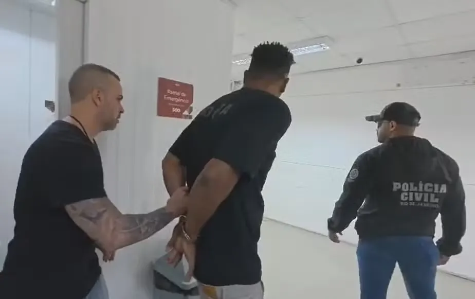 O criminoso foi condenado pela Justiça a 52 anos de prisão