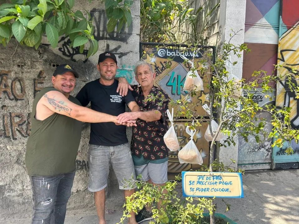 Solidariedade se transforma em pão fresco todas as manhãs no bairro do Pita