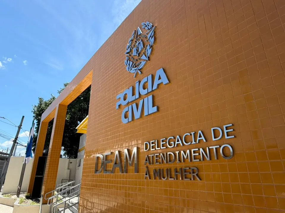 A prisão foi realizada pelos agentes da Deam de Campo Grande em parceria com policiais da 34ªDP (Bangu)