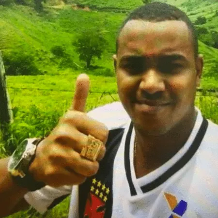 Álvaro Malaquias Santa Rosa, conhecido como "Peixão"