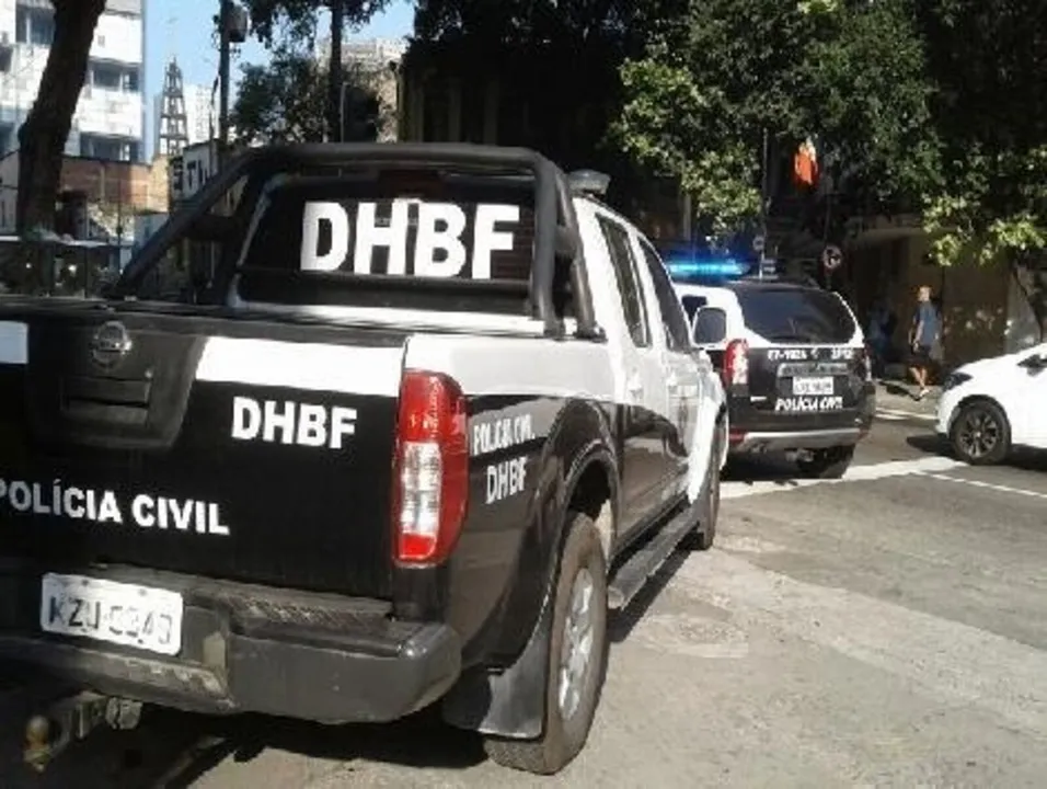 Agentes da Polícia Civil da Delegacia de Homicídios da Baixada Fluminense