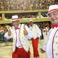Fernando Macaco, à esquerda, era um dos componentes mais tradicionais da Porto da Pedra