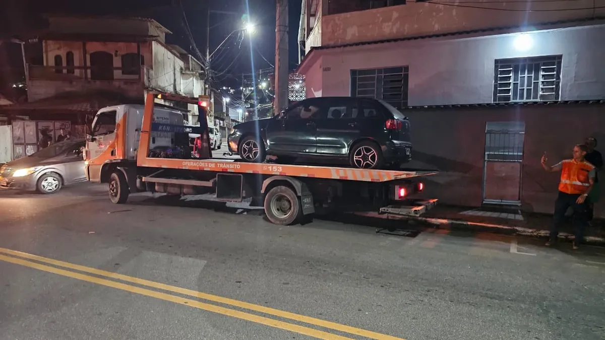 Um dos veículos apreendidos na ação