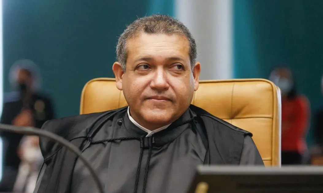 Ministro Nunes Marques suspendeu a pesquisa da AtlasIntel