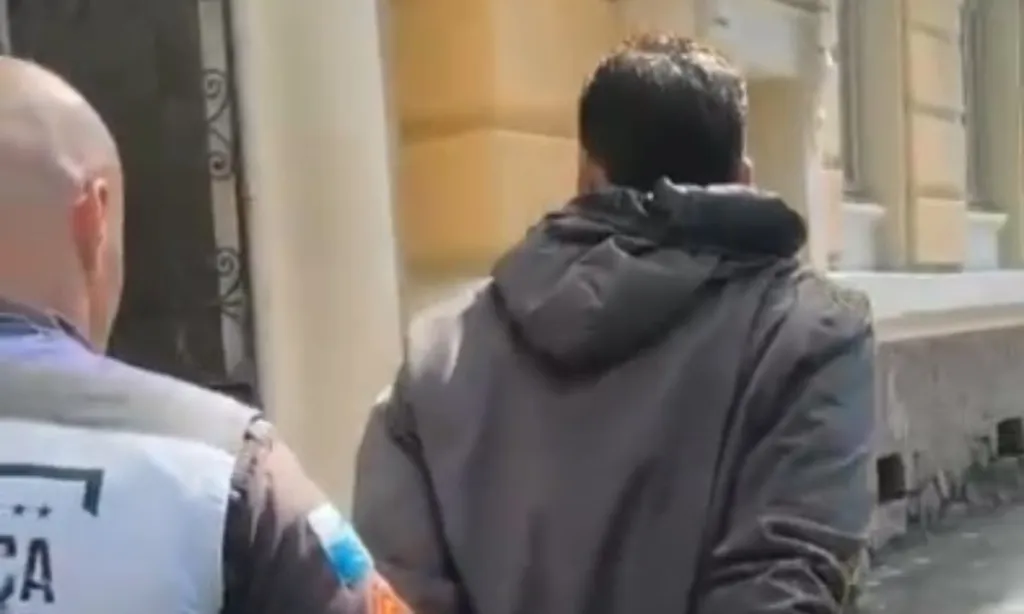 O homem foi localizado no Centro de Niterói