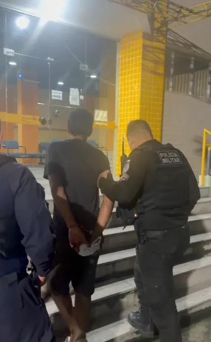 A ocorrência foi encaminhada para a 77ª DP (Icaraí), onde o caso foi registrado
