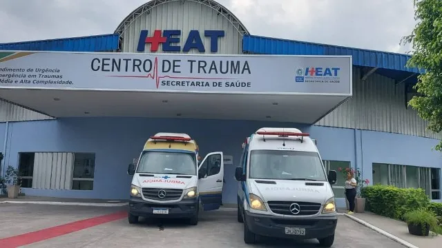 Rapaz de 23 anos está internado no Hospital Estadual Alberto Torres