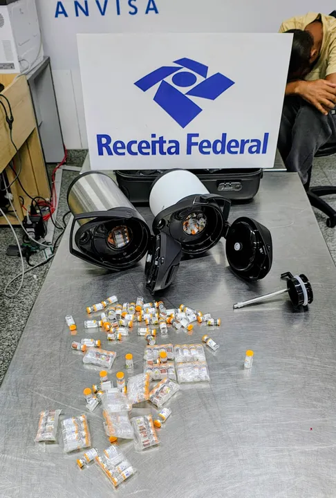 Receita Federal apreende mais de 300 ampolas de medicamentos contrabandeados no Aeroporto do Galeão