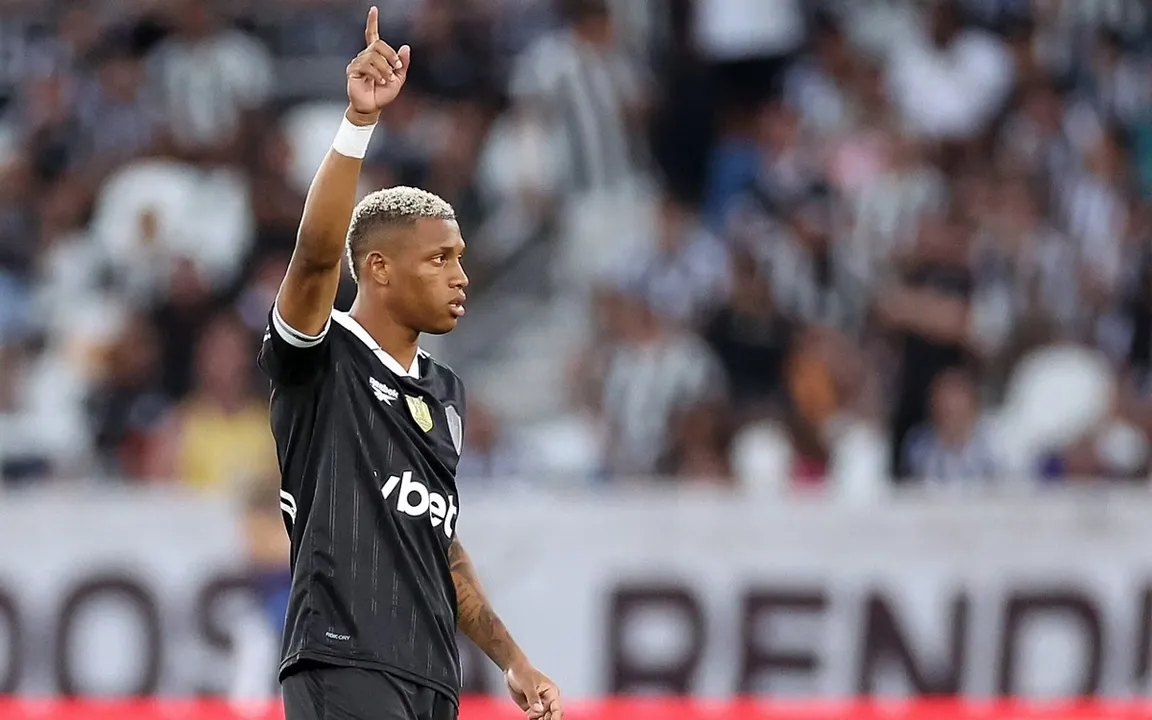 Empresários de Danilo já tentaram tirar jogador do clube por atrasos de FGTS