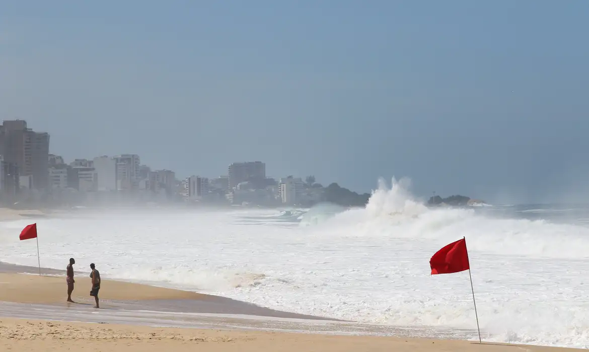 Rio tem previsão de ressaca durante o fim de semana