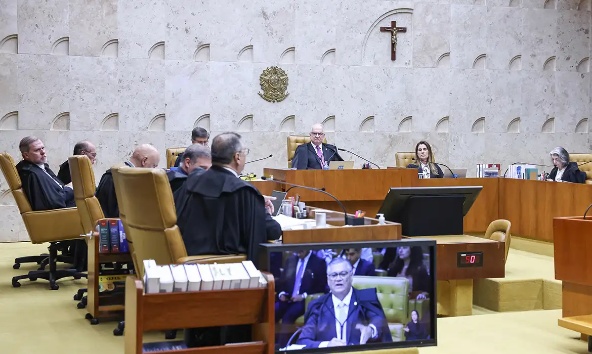 Com a suspensão do julgamento, o presidente do Tribunal de Justiça do Rio de Janeiro (TJRJ), Ricardo Couto de Castro, continuará exercendo interinamente o cargo de governador do estado